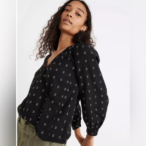 Madewell Kinston Side-Button Wrap Top in Textured Dobby Size XXS. NWT - Picture 3 of 16